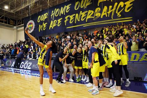 Fenerbahçe Alagöz Holding lider olarak çeyrek finalde- Son Dakika Spor Haberleri